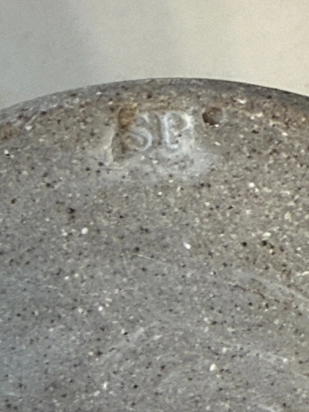 Vintage Artisan studio pottery vase, hand thrown stoneware with drip glaze. - Picture 3 of 7